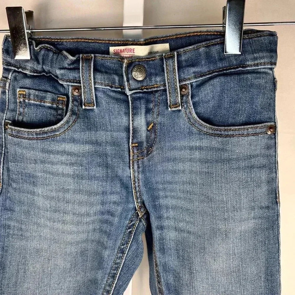 2/30 Levi’s Signature Straight Size 5 Regular Boys Jeans Denim Adjustable Waist - Picture 9 of 9